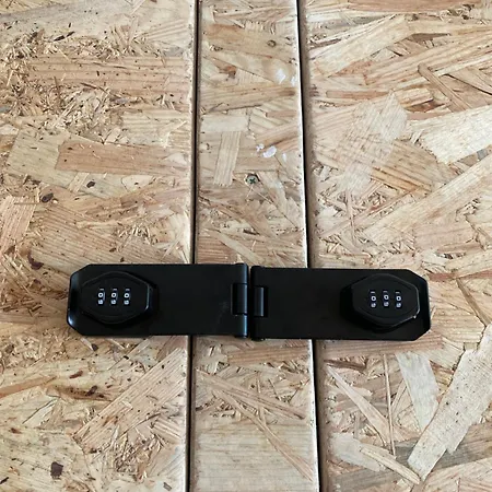 Budget Trainstation - Fox Box * Δρέσδη