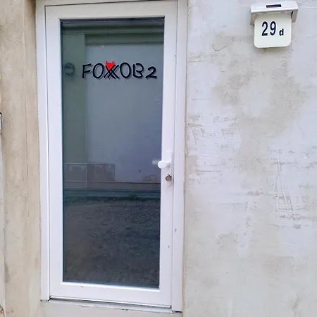 Budget Trainstation - Fox Box