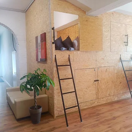 Ξενοδοχείο Budget Trainstation - Fox Box