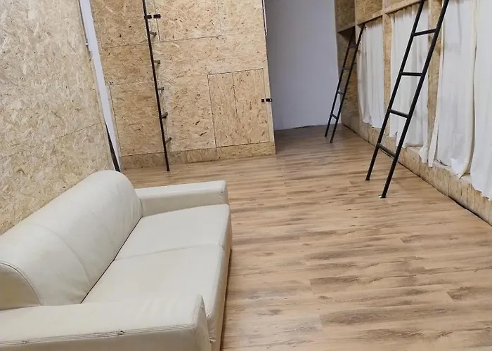 Budget Trainstation - Fox Box Отель Дрезден