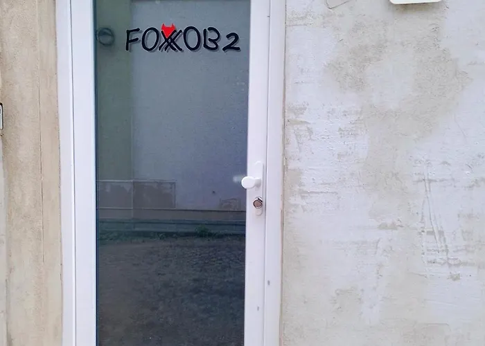 Budget Trainstation - Fox Box